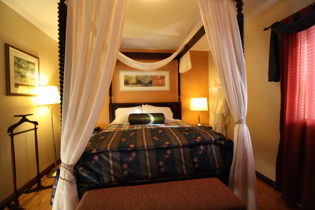 Motel Le Jolibourg Saint-Sauveur Room photo